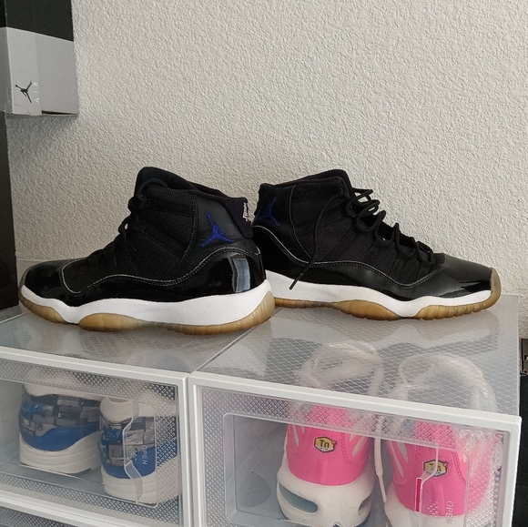 Retro Space Jam 2016 - Jordan 11 - Picture 3 of 9